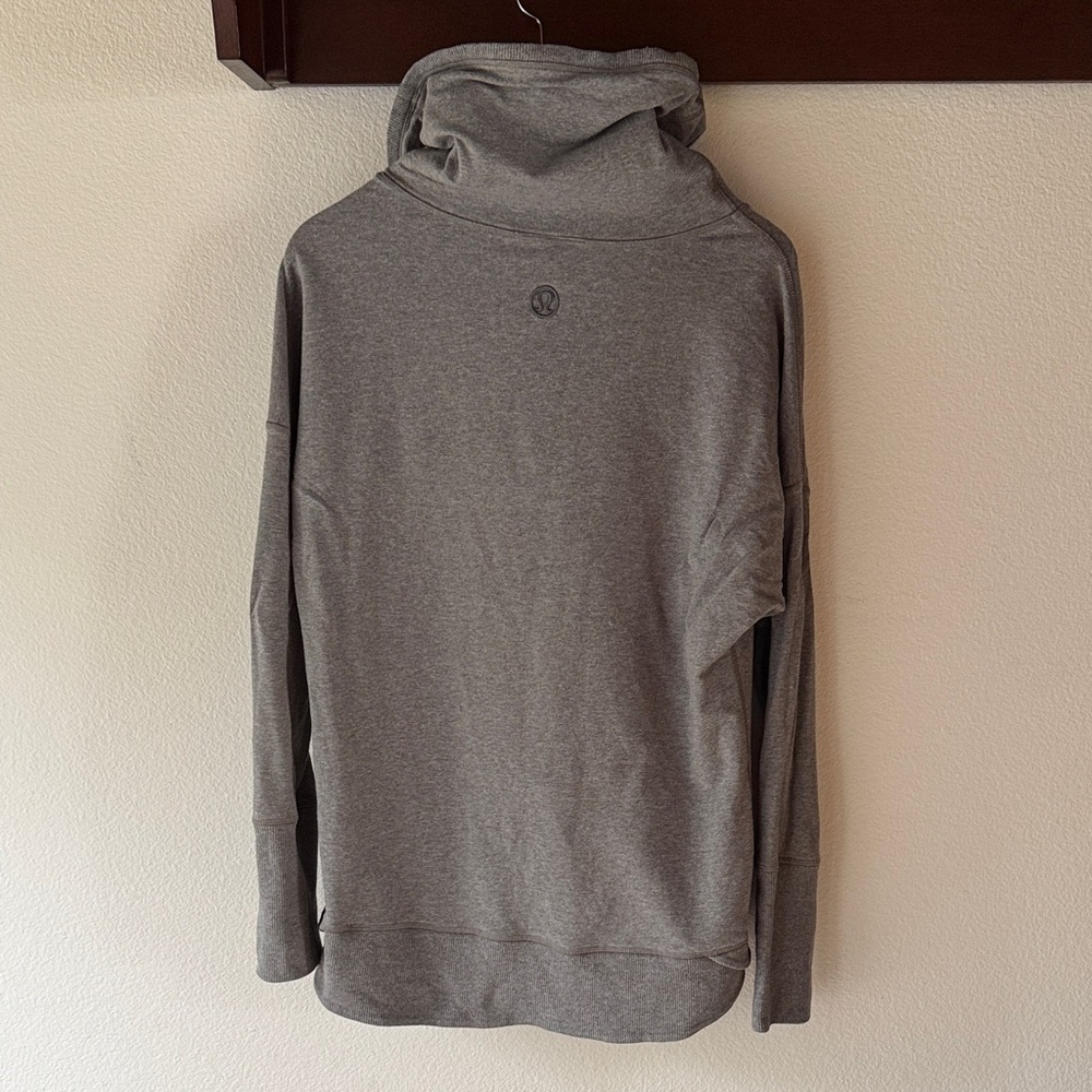 Lululemon Athletica Rest Day Cowl Neck Pullover Sweatshirt, Vintage Grey,Size 10 - Picture 8 of 13
